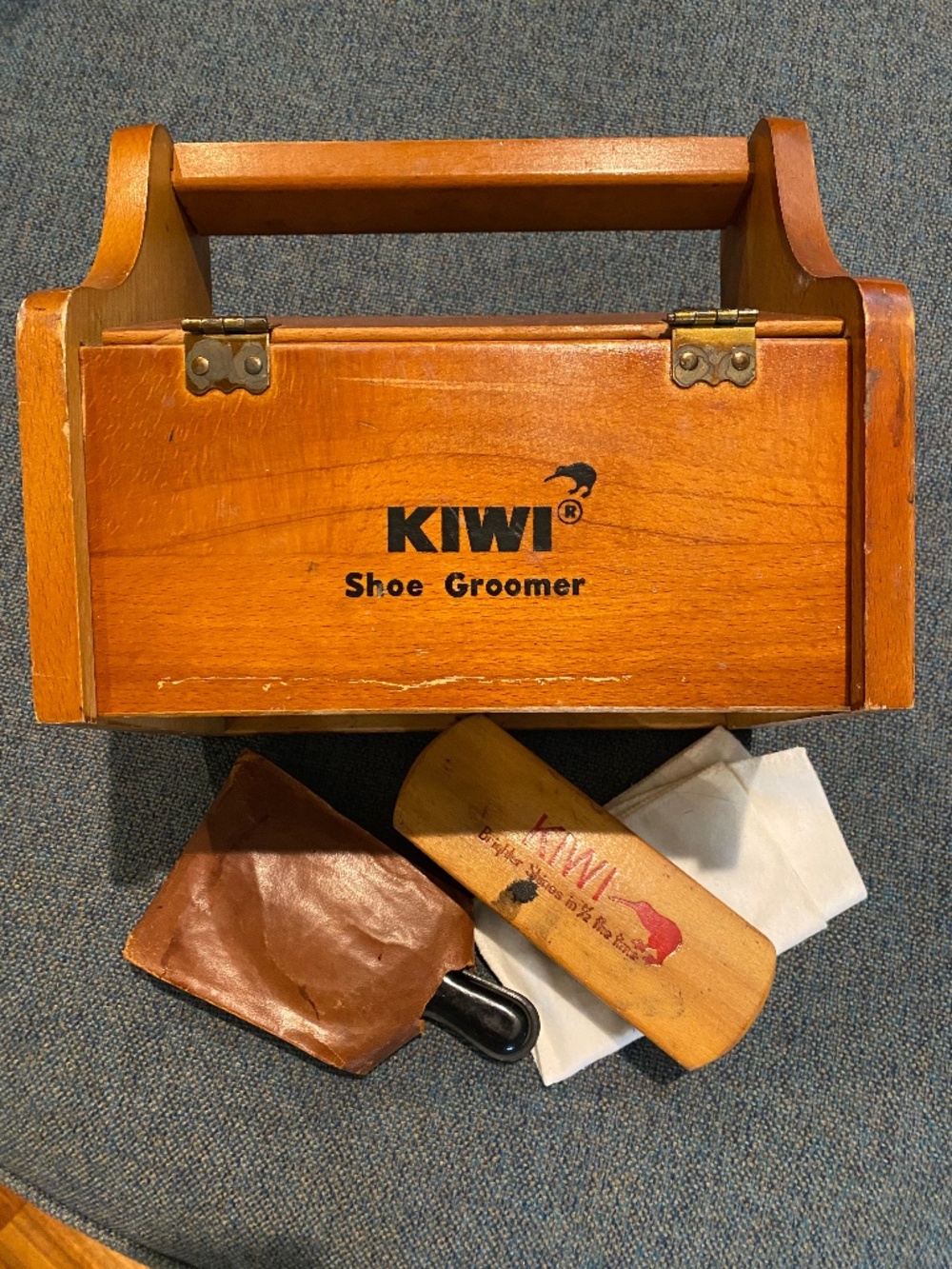 👞Vintage Kiwi Shoe Groomer Valet Shine & Brushes 👢 Antique Hinged Wood Caddy